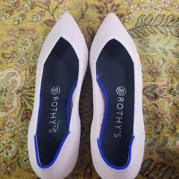 Rothys The Point in blush pink pointed toe flats - Picture 7 of 14